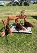 Allis Chalmers 3 Bottom Plow w/Colters