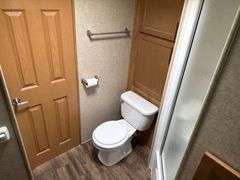 ***2018 Premier 5th Wheel camper; 38FW2018, 38FT, tri-axle with front maste