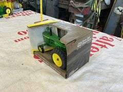 Ertl 1/16 JD 1961 4010 Disel Tractor