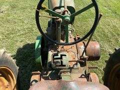 John Deere Unstyled G Tractor, Gas, NF, 13.6x38” Tires, PTO, Flat Back, SN#