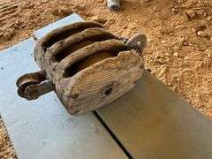 Large 3 groove pulley and rope