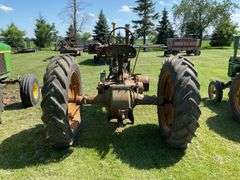 John Deere Unstyled G Tractor, Gas, NF, 13.6x38” Tires, PTO, Flat Back, SN#