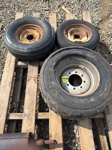 (3) Tires & Rims: 

(1) 305/70R16.5 on Rim,

(1) 9.5L14 Tire on 5 Bolt Rim 