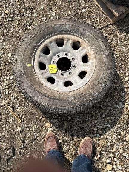 Spare Tire & rim

265/70R18