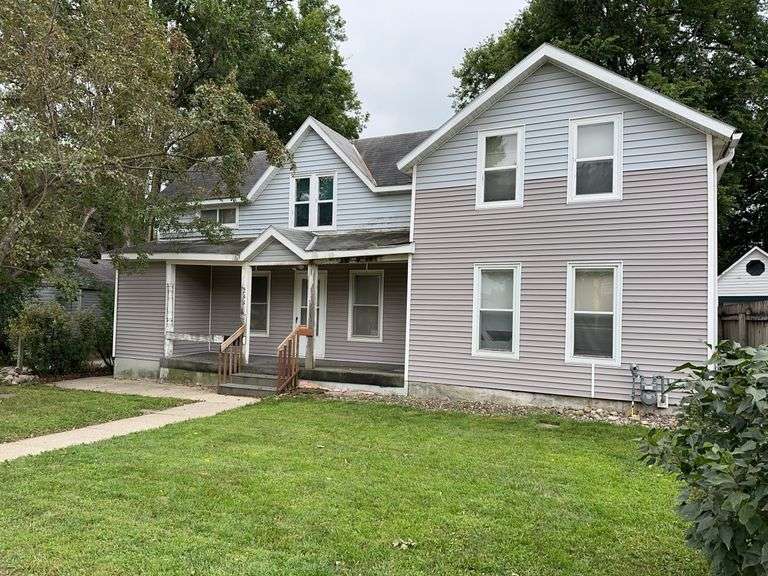 Online Only Tri-Plex Home In Owatonna, MN for Dan Blum
