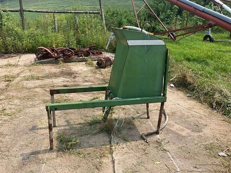Fuel Tank off JD