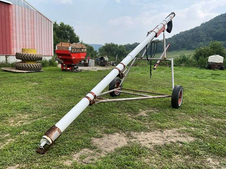 Fert auger, poly, 30ft, hyd drive