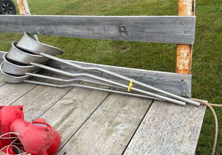 (4) stainless steel waterers