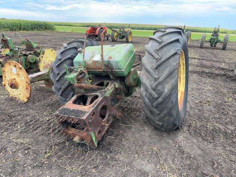 John Deere 2 Cylinder Rear End