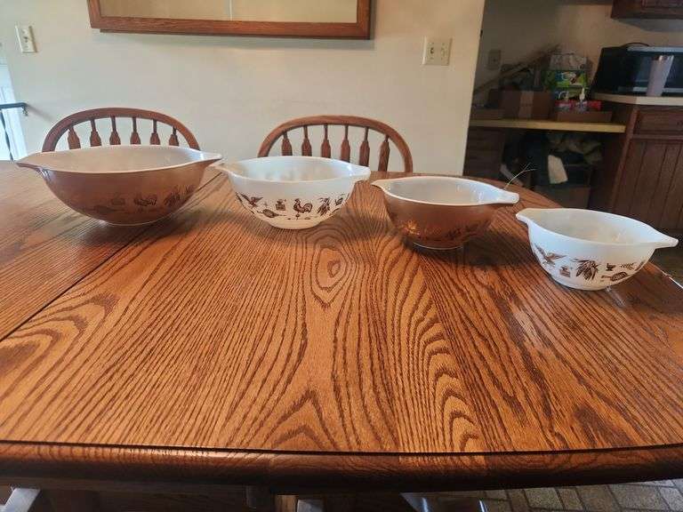 Nest Of Pyrex Mixing Bowls,Rooster Theme