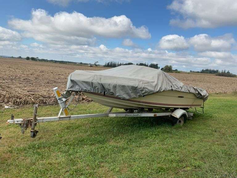 ** 1983 Sea Ray 17ft inboard/outboard Merc Cruiser, open bow, Shore Lander 