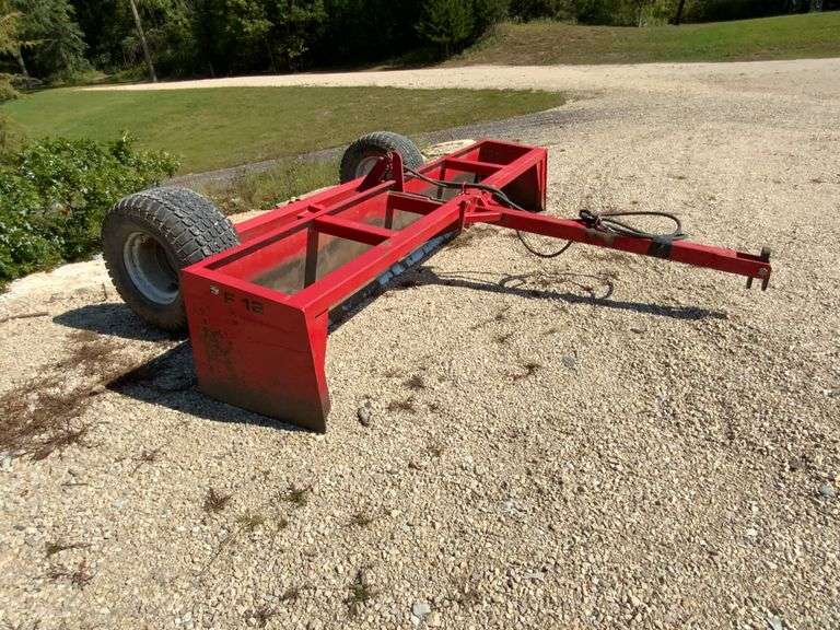 Box Blade, 12ft, hyd lift, large tires