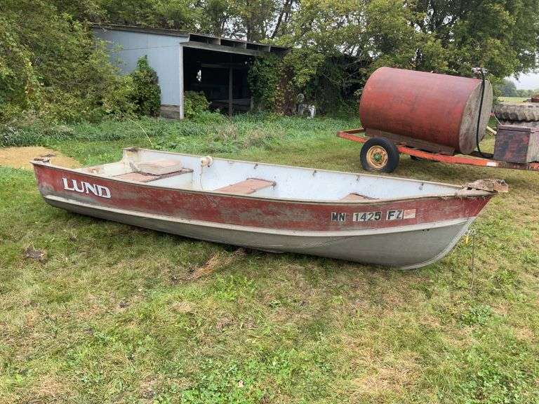Lund 14’ aluminum boat