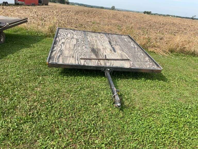 ** 8ft 2 place snowmobile trailer