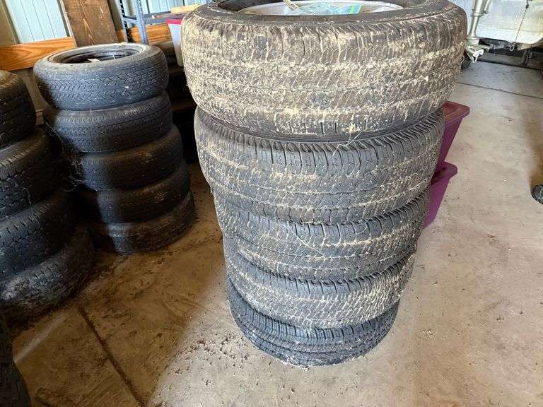 255/75R17 Tires On Jeep 5 Bolt Rims