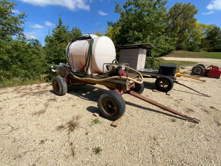 Water tender, 500 gal tank w/2” Honda motor & hose, wet boom in rear, Kewan