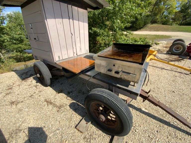 Chuck wagon w/gear, front grill, front & rear storage w/serving table