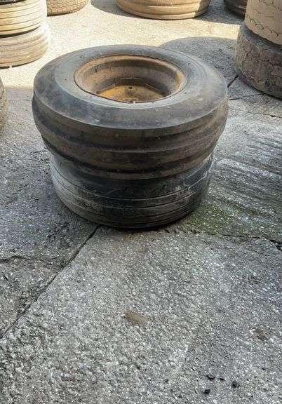(2) 9.5-15 tires on 6 bolt rims