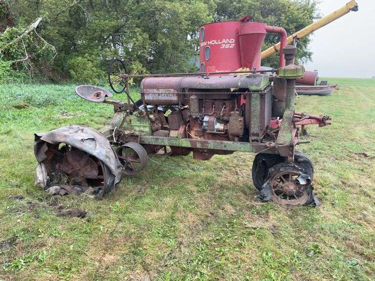 Farmall F20 parts tractor