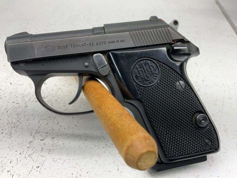 Beretta 3032 Tomcat 32 Auto Pistol, SN: DAA198424
