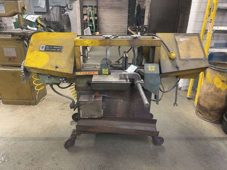 W.F. Wells and Sons Model L-9 Metal Bandsaw, 3/4HP, 220V, 3 Phase Motor, on