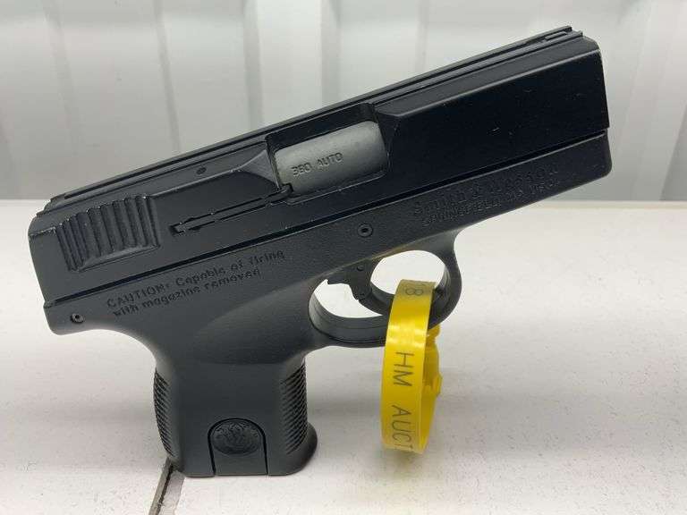 Smith & Wesson model SW380 Semi-Auto Pistol, .380 Auto Cal., SN: RAD5427, o