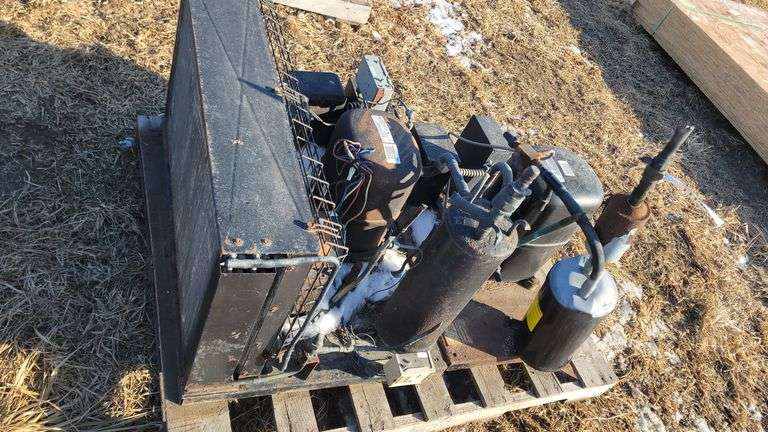 4 hp Compressor For Cooler - Hamilton-Maring Auction Group