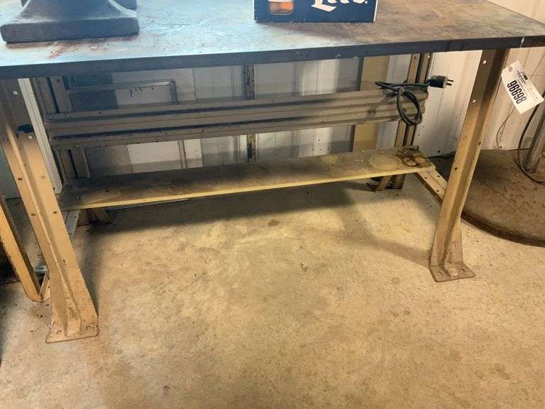 Metal Framed Shop Table 24.5“ x 49“ x 29.5“ , has electrical outlet