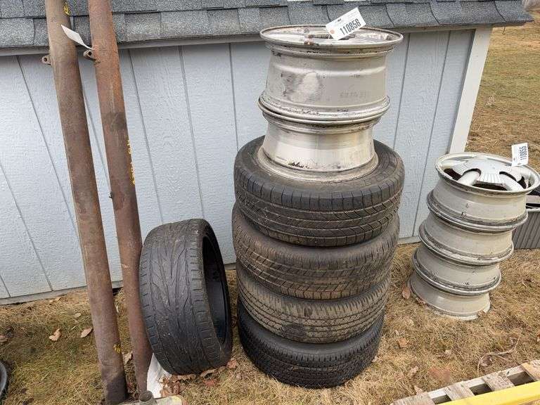 Mismatching Rims Assorted Mismatch Aluminum Rims, (5 Have Tires) - Hamilton-Maring ...