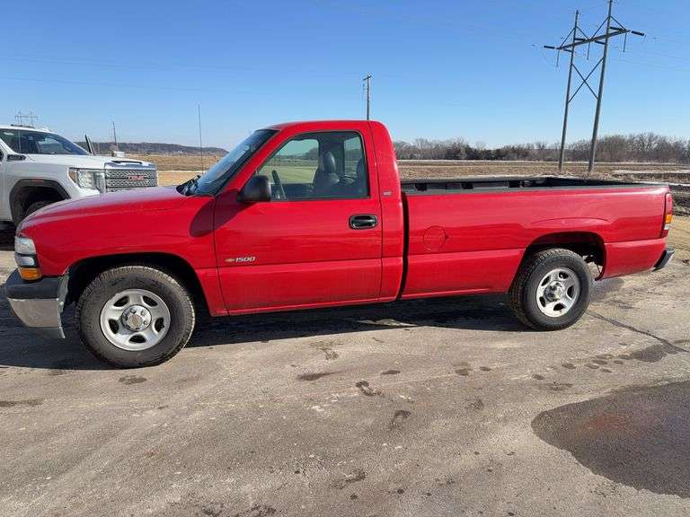 2000 Chevrolet Silverado 1500 Pickup, 4.3l V6, 5 Speed Manual, 2WD, Single