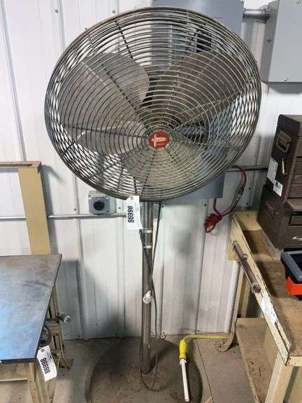 Dayton 24” Pedistal Fan, 120V