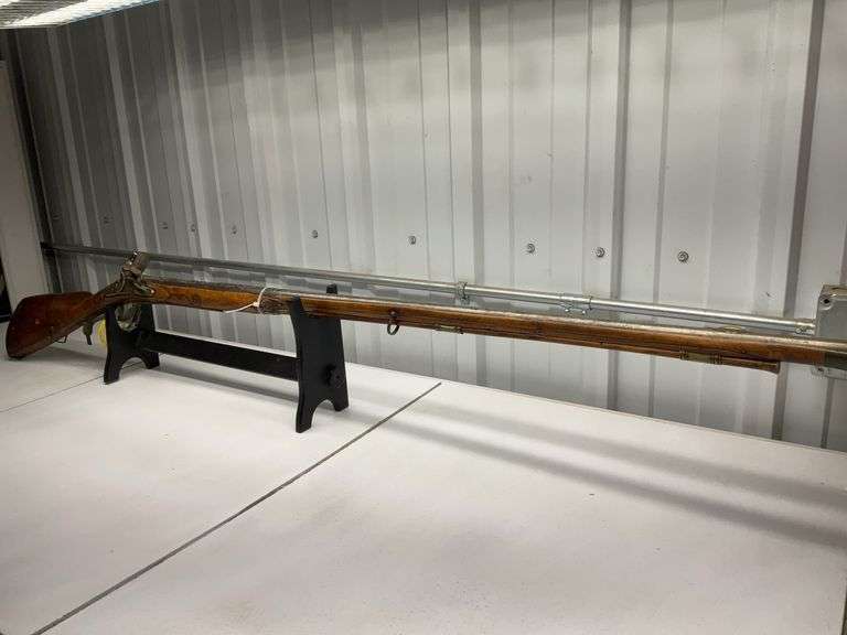 German or Carlsbad Flintlock Muzzleloader Rifle, signed "Johann Simon Lippe
