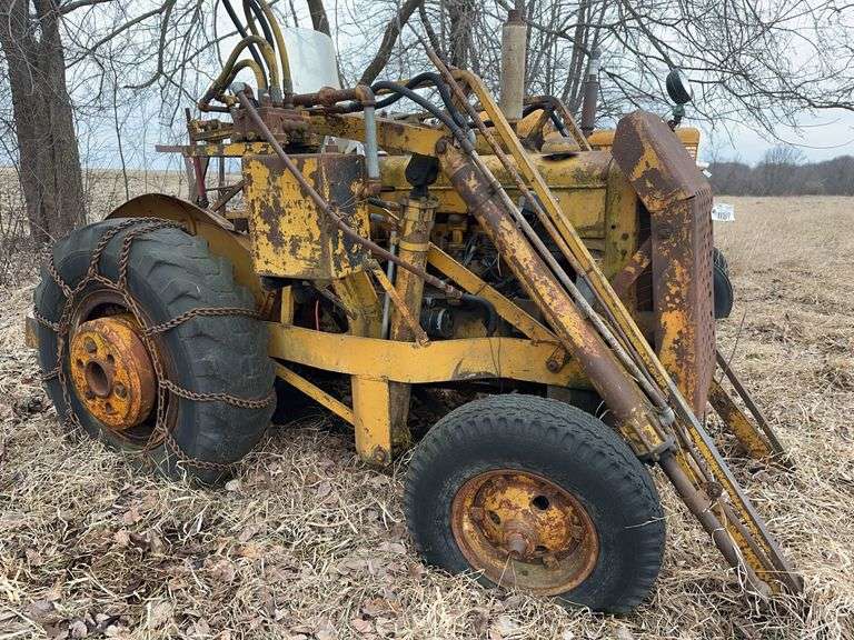 Minneapolis Moline R Front End Loader Tractor with a Lull A250 Shovel Loade