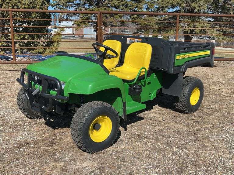 2019 John Deere Gator Model TX UTV Excellent Condition 86 Hrs Manual Dump B