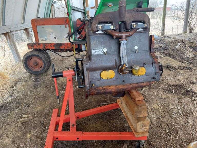 Minneapolis Moline 4 Cylinder Gas Engine, Appears To Have Had Work Done To 