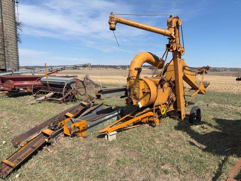 Minneapolis Moline Model D Corn Sheller, 540 PTO, SN:38406007