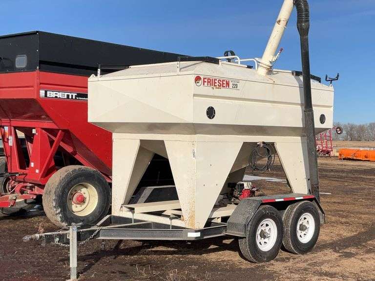 Friesen Model 220 Bulk Seed Tender, Honda Gas Engine, New Tires Last Fall, 