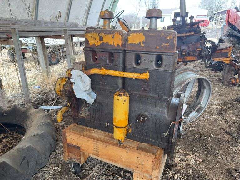 Minneapolis Moline 4 Cylinder Gas Engine, Appears To Have Had Work Done To 
