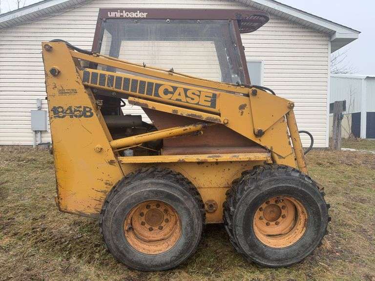 Case 1845B Skid Loader, Diesel, 12-16.5 Tires at 80%, 3227 Hours, Newer Att