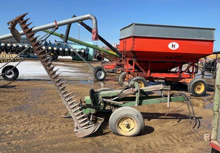 John Deere pull type sickle mower, no PTO Shaft