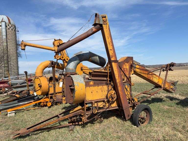 Minneapolis Moline Corn Sheller