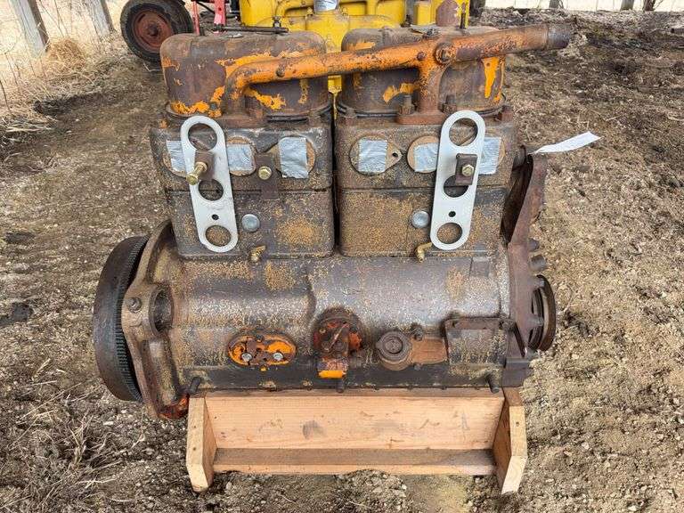 Minneapolis Moline 4 Cylinder Gas Engine, Appears To Have Work Done To It, 