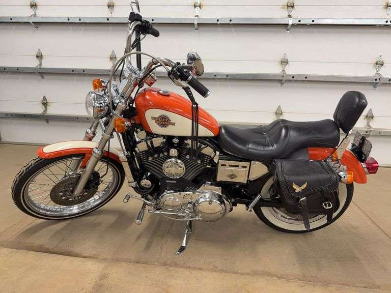 ***1998 Harley-Davidson Sportster XL1200C Motorcycle, 1200cc, 5 Speed, Sadd