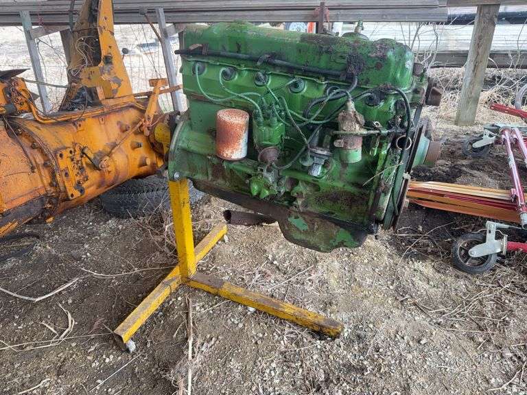 Mopar Slant 6 Engine Out Of A John Deere Swather, Appears To Be Mostly Comp