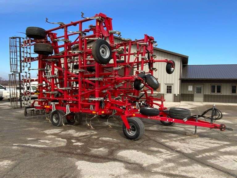 2012 Wil-Rich QX2 Field Cultivator, 60ft, 3 Bar Harrow w/Rolling Baskets