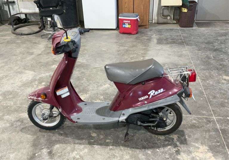 ** 1996 Yamaha Razz 49cc Scooter, New Tires - in shop - Hamilton-Maring ...