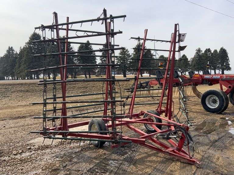 Pepin 28ft Spike Tooth, Pull-Type, Harrow, 4 Section, 9 Bar, Hyd. Transport