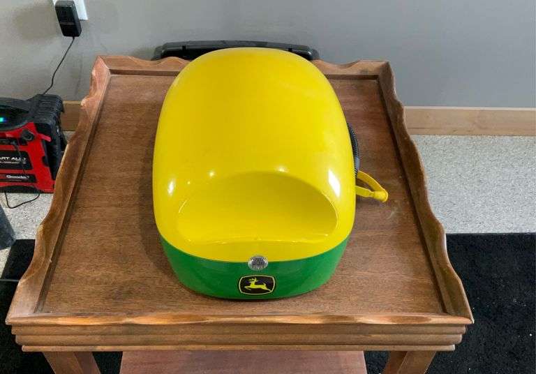 John Deere SF6000 Globe