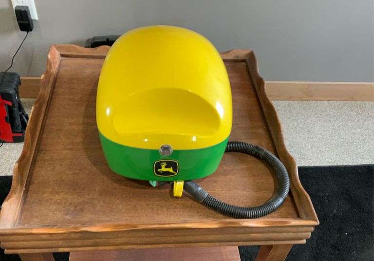 John Deere SF6000 Globe