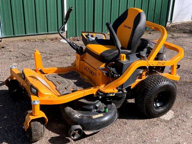 Cub Cadet ZT1 42” Deck Zero Turn Lawn Mower Runs Operates Correctly